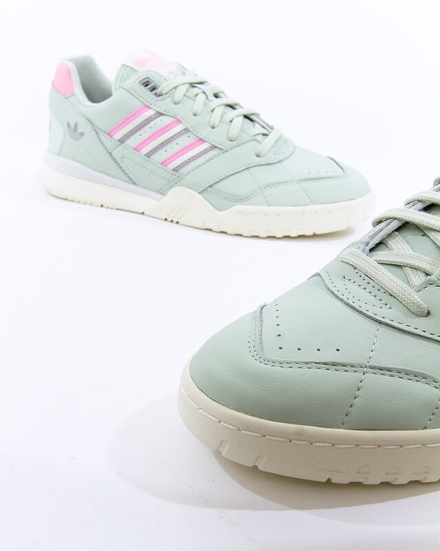 adidas Originals A.R. Trainer adidas Originals A.R. Trainer