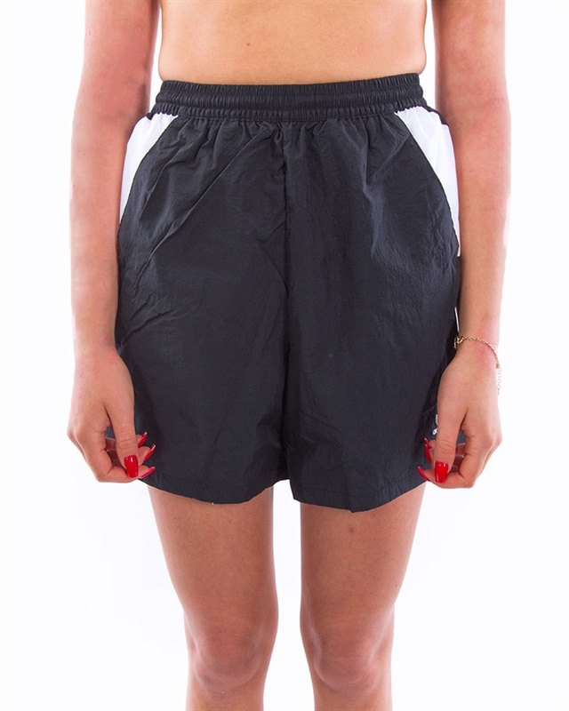 adidas Originals Large Logo Short W (FM2638)