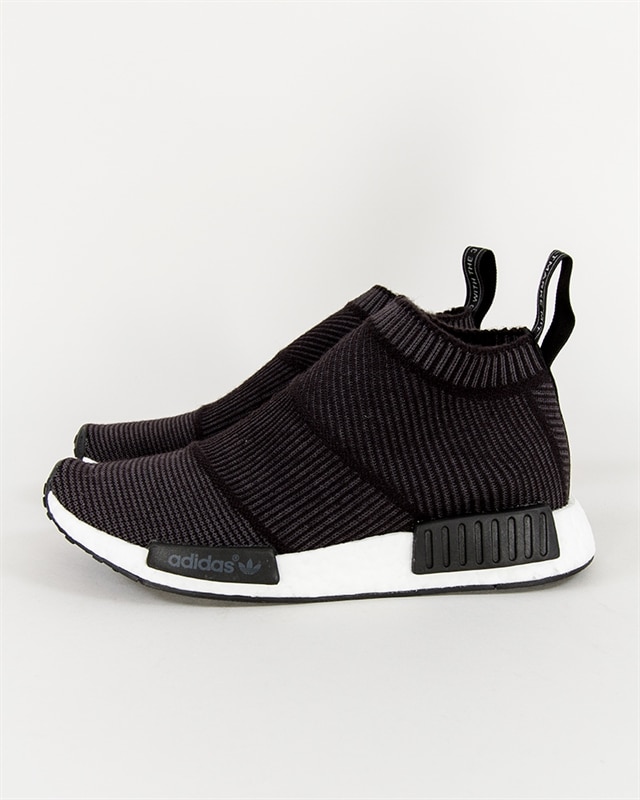 nmd cs1 all black