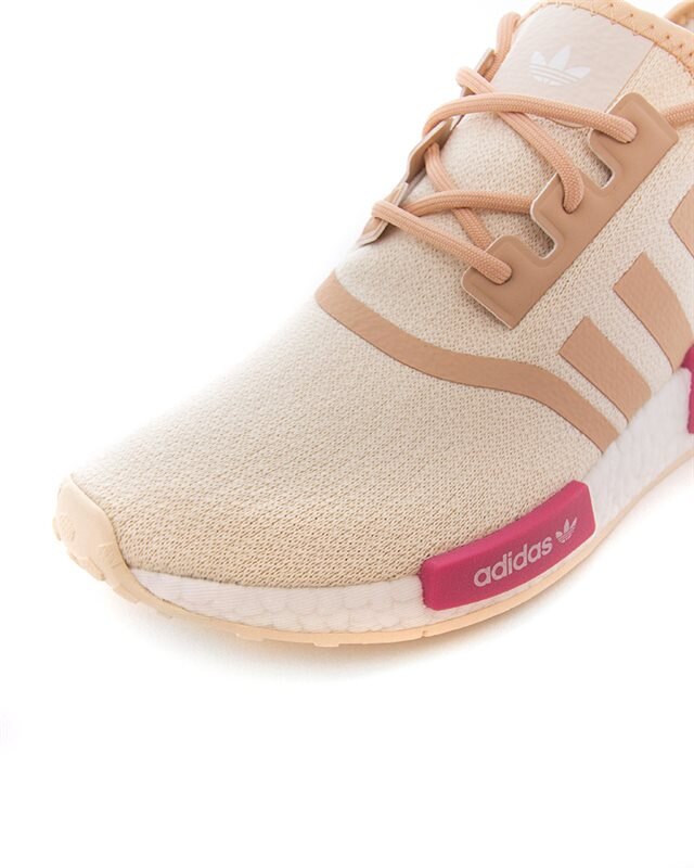 adidas Originals NMD R1 W | GZ7998 | Vit | Sneakers | Skor | Footish
