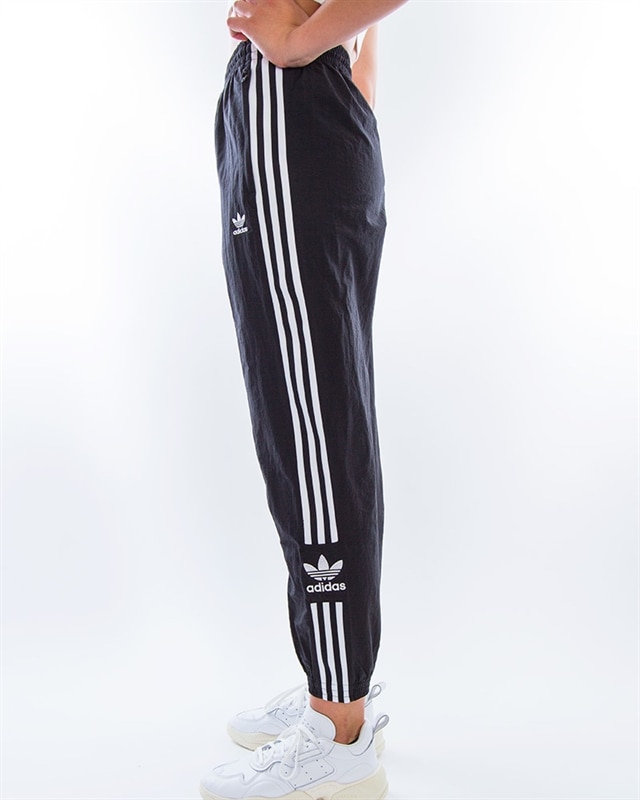 adidas Originals Nylon Track Pant ED7542 Black Kl der Footish