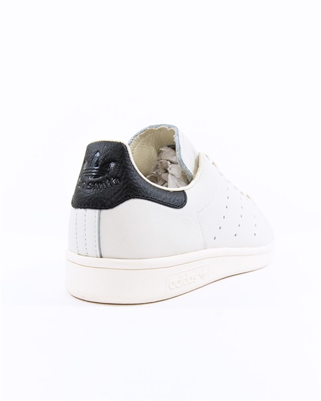 stan smith b37897