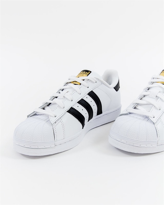 adidas superstar c77124 originali: se sei bianco footish adidas superstar c77124 originali: se sei bianco footish