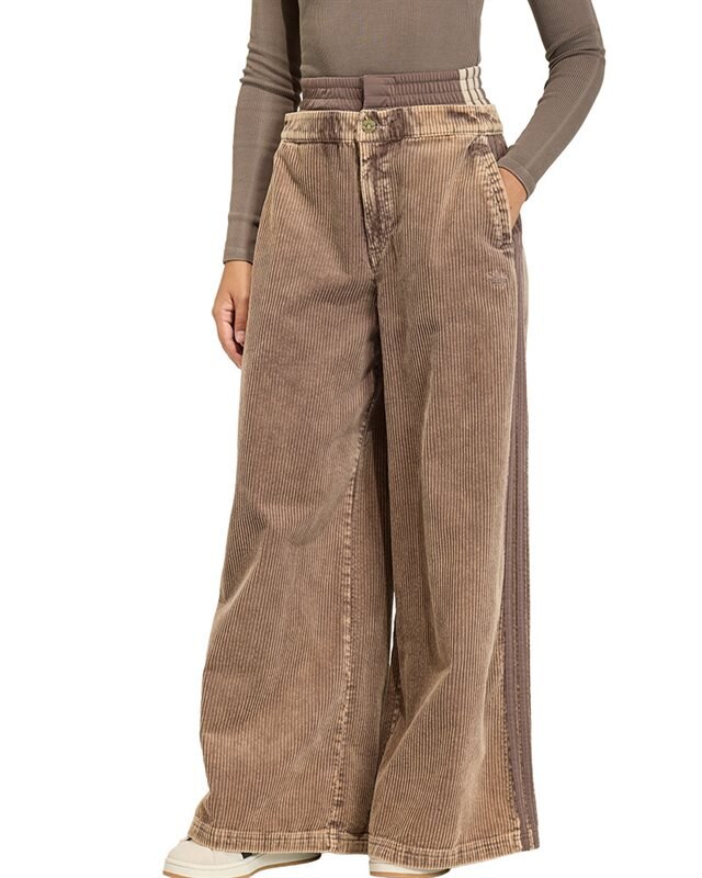 adidas Originals Superstar PT (KD8782)