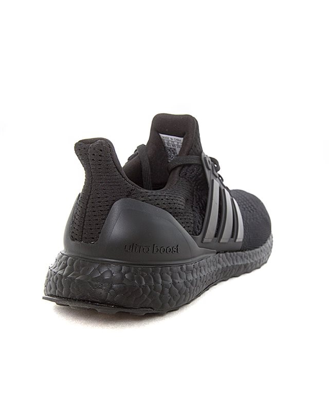 Ultra boost 3.0 triple black 2.0 hotsell