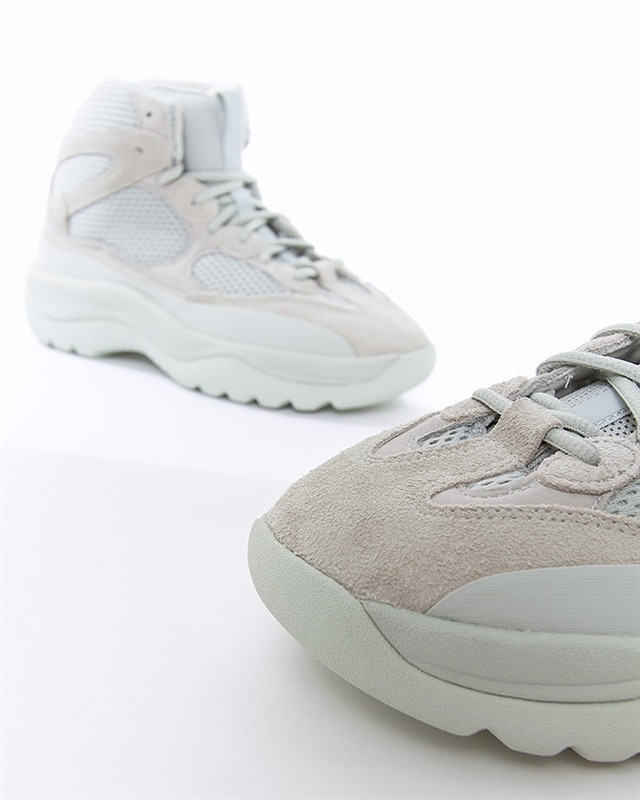 yeezy fv5677