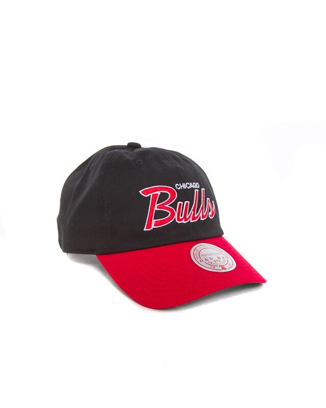 Mitchell & Ness Team Script 2.0 Dad Strapback Hwc-Chicago Bulls (HLUX3287-CBUYYPPPBLCK)