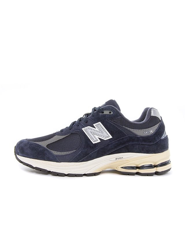 New Balance M2002 (M2002RCA)