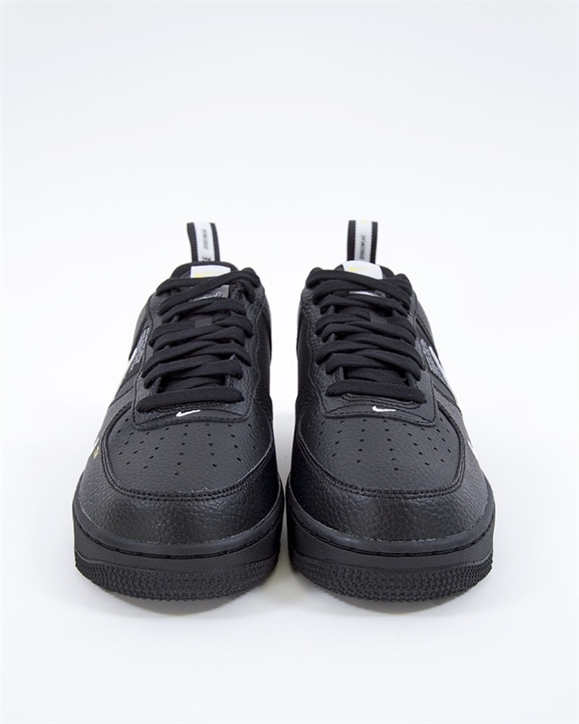 Nike Air Force 1 07 LV8 Utility | AJ7747 001 | Black | Sneakers | Skor | Footish Nike Air Force 1 07 LV8 Utility | AJ7747 001 | Black | Sneakers | Skor | Footish