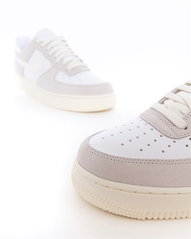 nike air force 1 lv8 white sail platinum tint