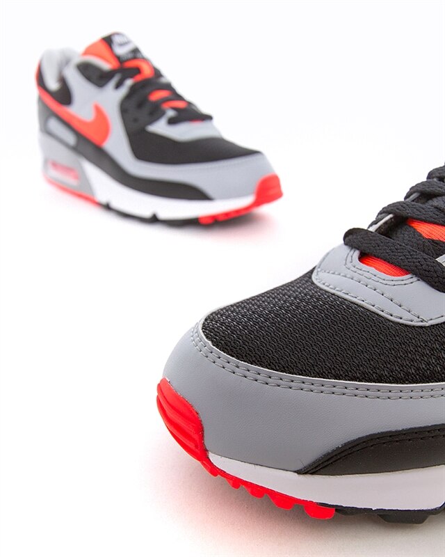 air max 90 radiant red black