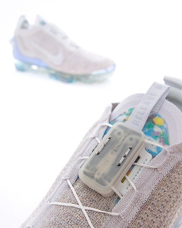 nike air vapormax 2020 fk on feet