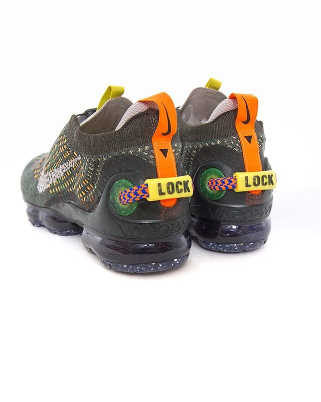 vapormax flyknit newsprint