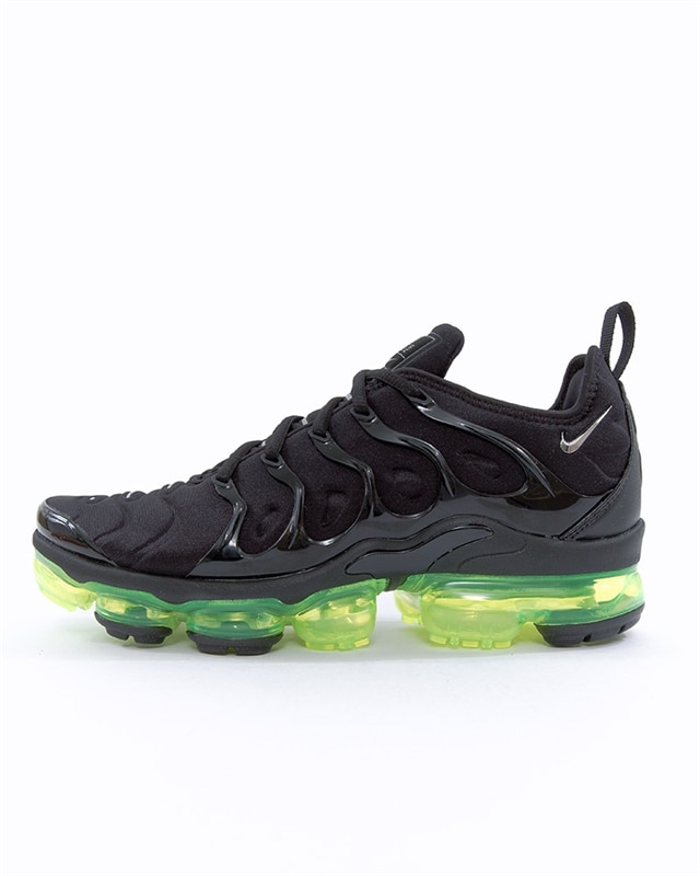 Nike Air Vapormax Plus (924453-015)