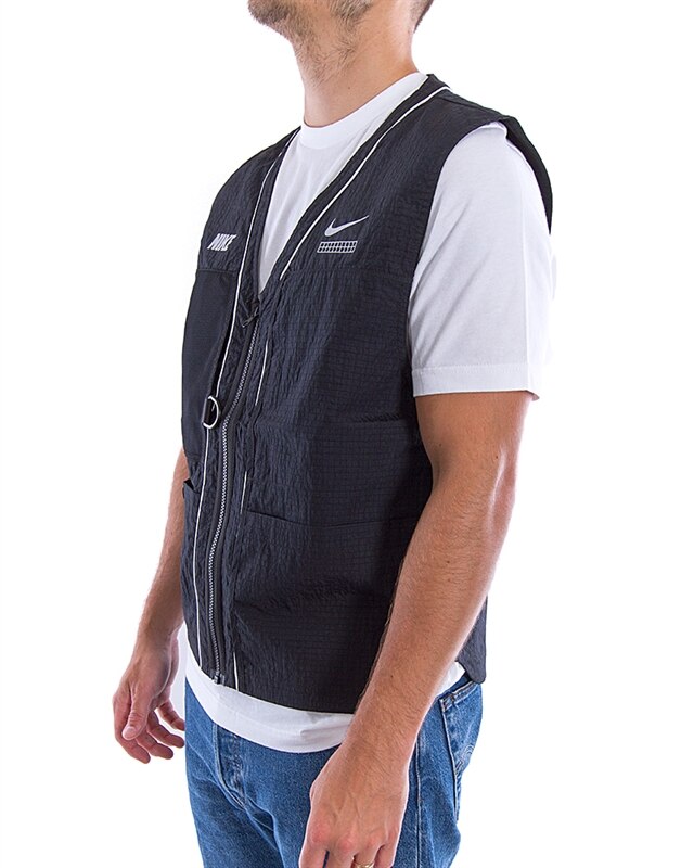 nike dna woven vest