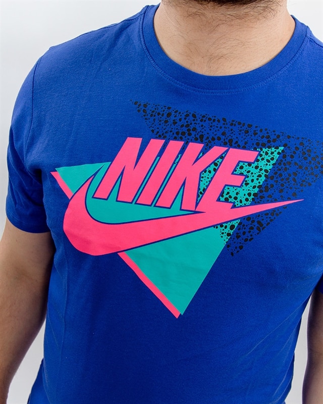 Momento Invalidez Simplificar Nike M NSW Gfx Logo Tri Tee 90s - AQ4190-405 - Blue - Footish: If you're  into sneakers