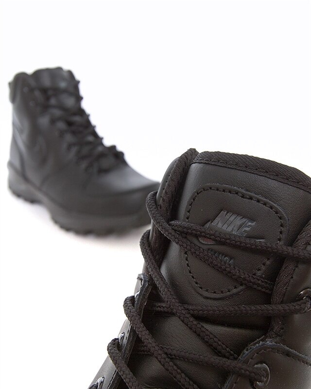 nike manoa leather boots black