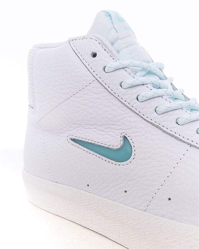 Nike Sb Zoom Blazer Mid Premium Cu52 100 White Sneakers Shoes Footish Nike Sb Zoom Blazer Mid Premium Cu52 100 White Sneakers Shoes Footish