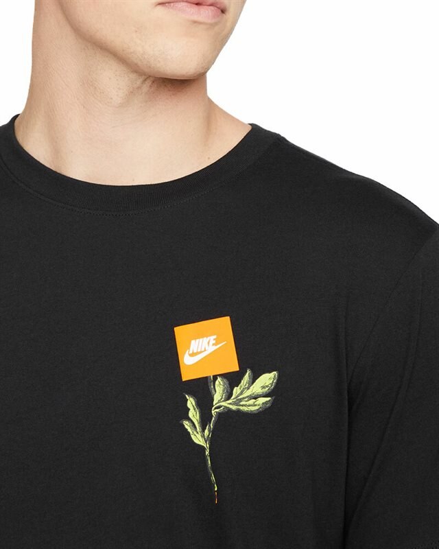 Nike Sole T-Shirt | DQ1029-010 | Black | Clothes | Footish
