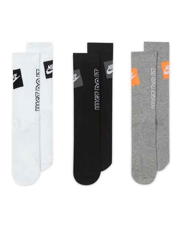 Nike Sportswear Everyday Essential Crew Socks (3 Pairs) (DA2583-903)
