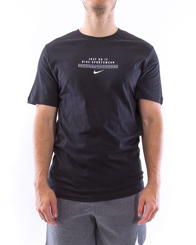 Nike Sportswear Short Sleeve T-Shirt (CW2373-010)