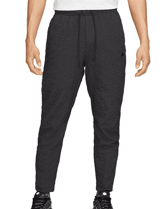 Nike Sportswear Tech Essentials Woven Joggers (DQ4324-010)
