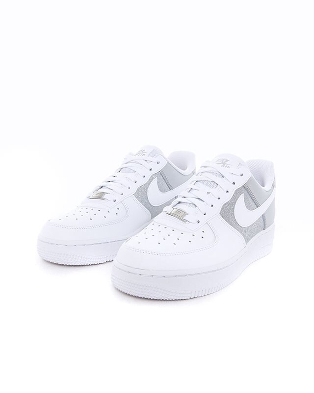 forces all white