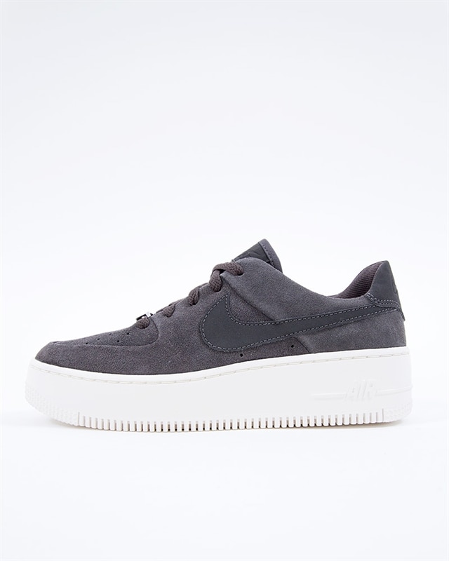 Nike Wmns Air Force 1 Sage Low (AR5339-001)