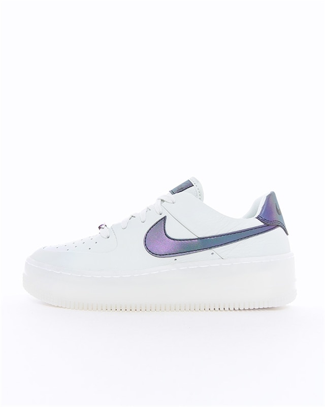 nike air force 1 sage low lx spruce aura