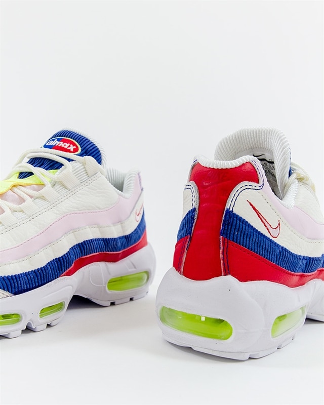 Nike Wmns Air Max 95 Special Edition AQ4138 101 White Footish: If you're into sneakers Nike Wmns Air Max 95 Special Edition AQ4138 101 White Footish: If you're into sneakers