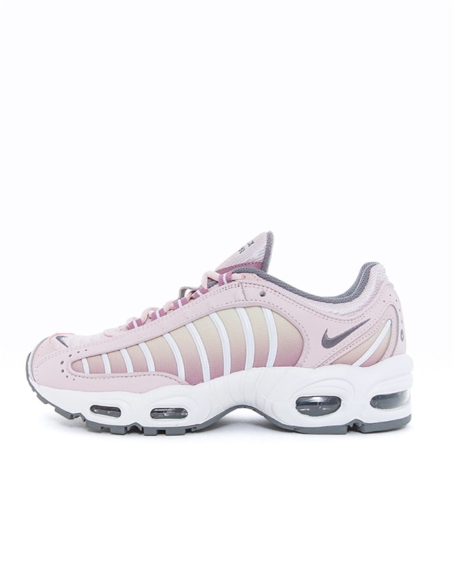 nike wmns air max tailwind iv