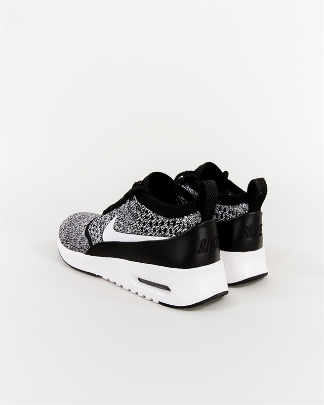 Nike women's air max thea ultra flyknit trainer black / white top