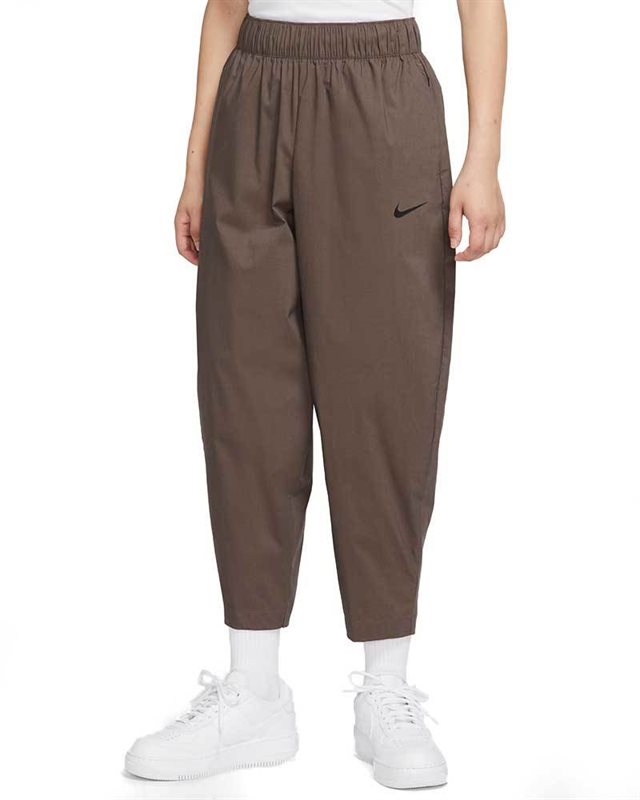 nike curve pants