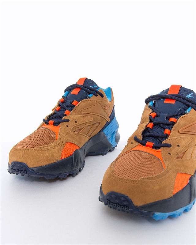 reebok aztrek brown