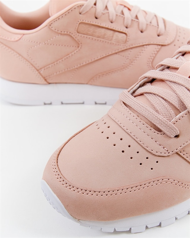 Reebok classic hotsell leather nude