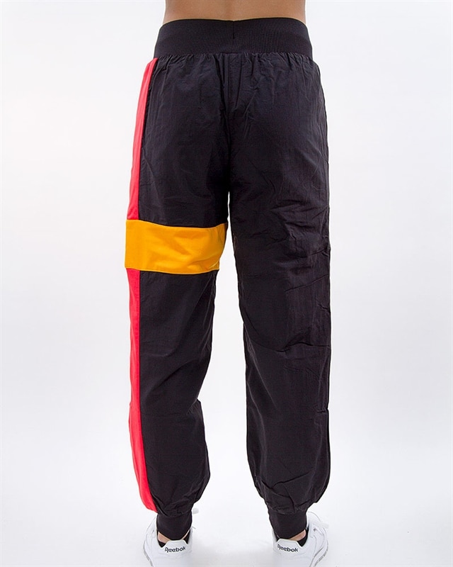 Reebok Gigi Track Pants DY9375 Black Kl der Footish