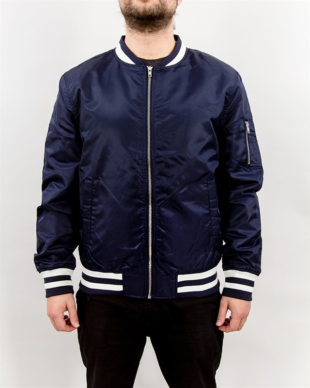 wesc-the-bomber-g509940-61o-1