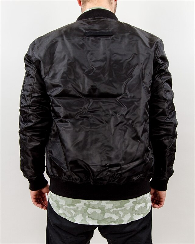 nike spray jacket