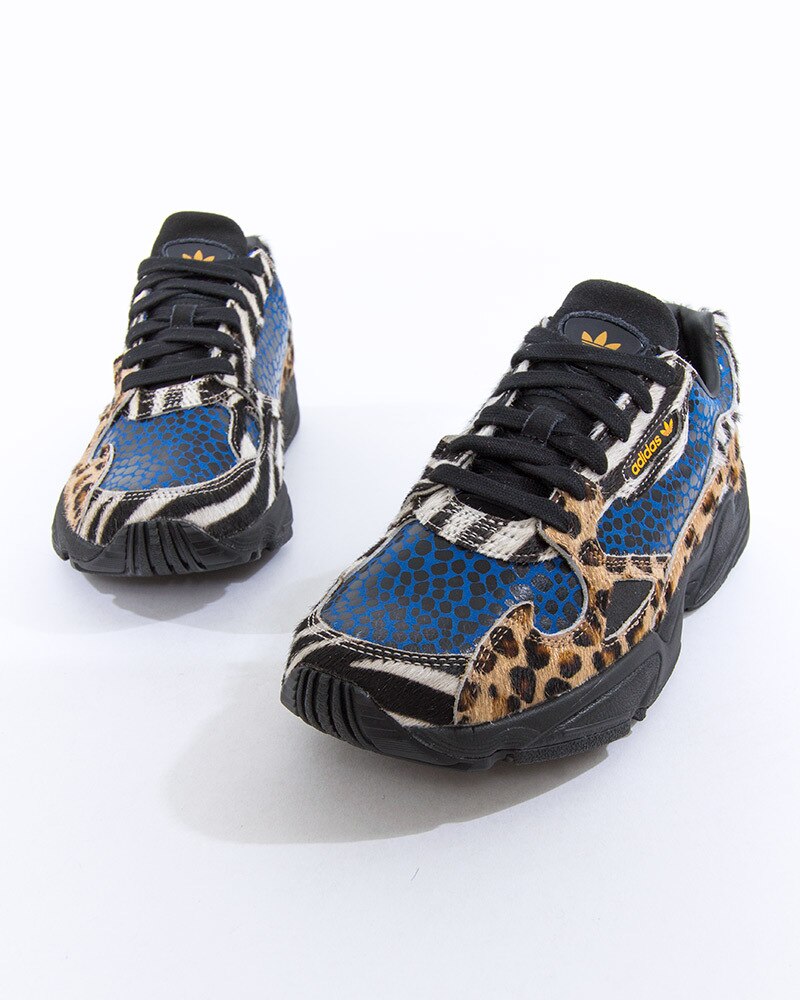 F37016 adidas Originals Falcon W | F37016 | Vit | Sneakers | Skor | Footish