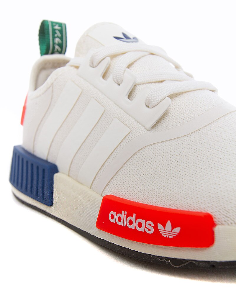 Footish adidas Originals NMD R1 | HQ4464 | Vit | Sneakers | Skor | Footish