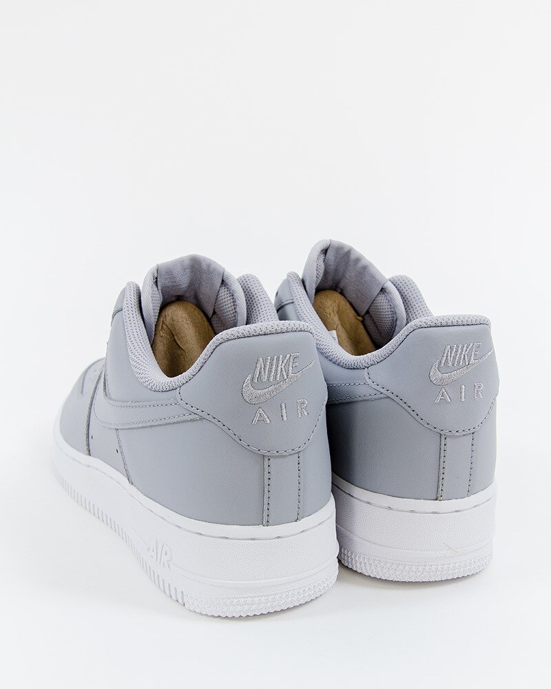 nike air force 1 07 aa4083