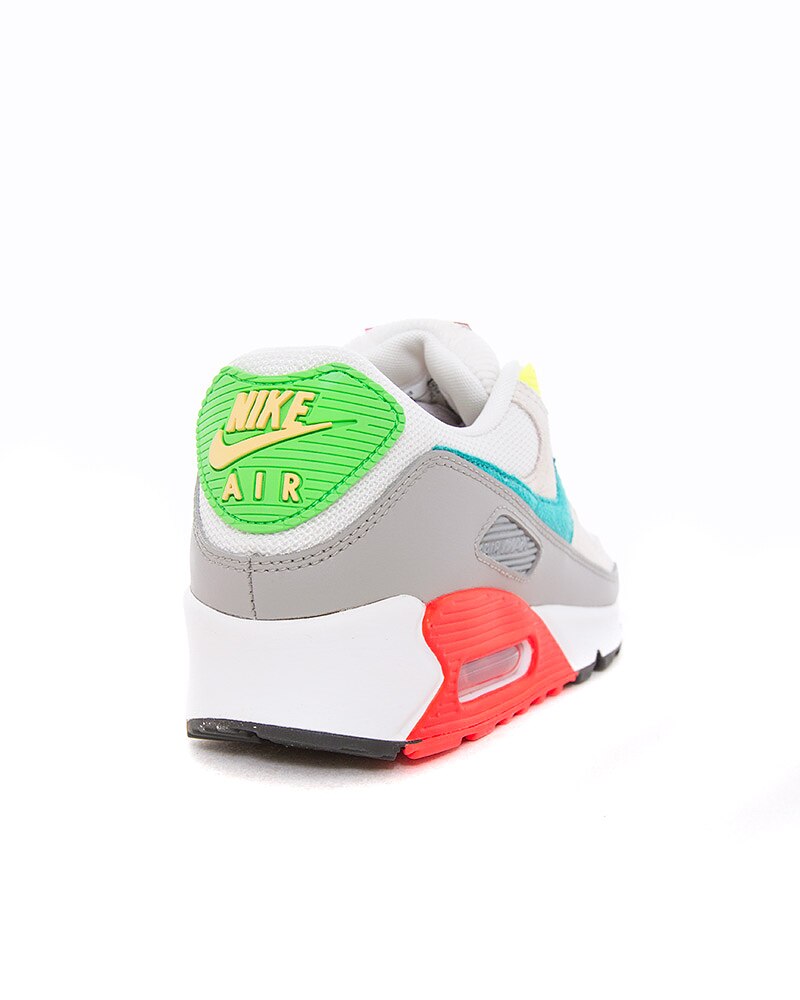 nike air max 90 eoi on feet