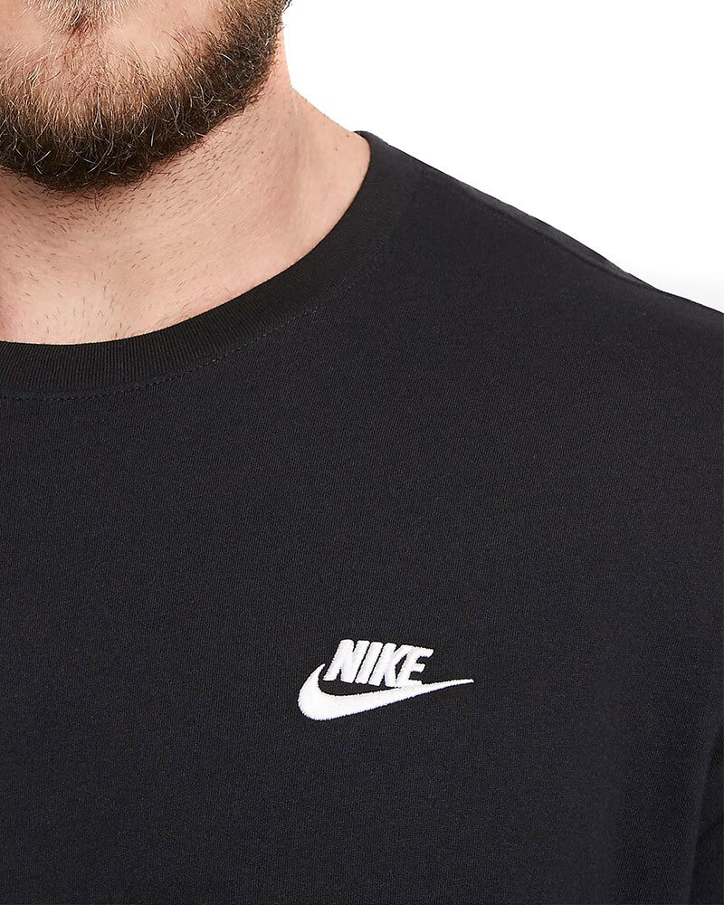 nike sportswear club t shirt