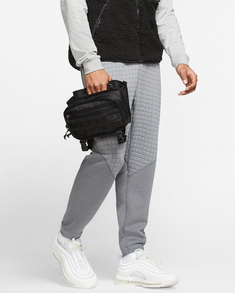 nike sportswear rpm black