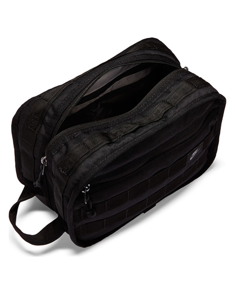 nike sportswear utility bag