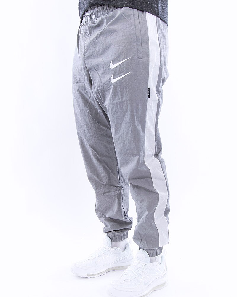 sportswear woven pants