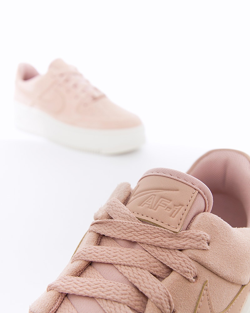 nike wmns air force 1 sage