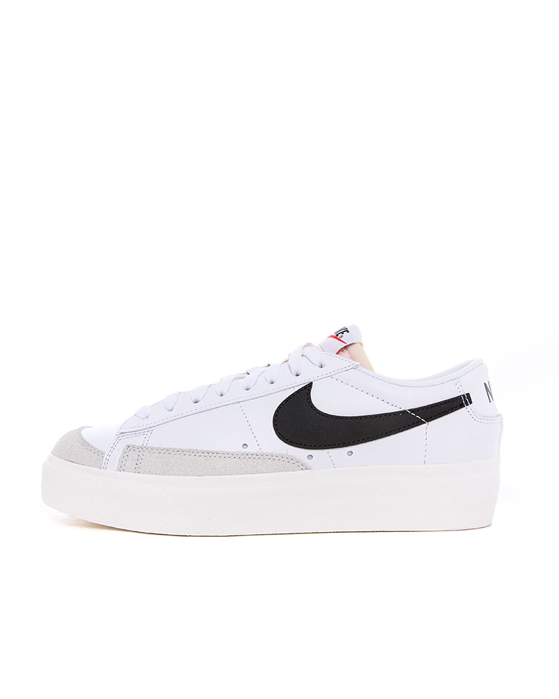 Nike Wmns Blazer Low Platform | DJ0292-101 | Vit | Sneakers | Skor | Footish