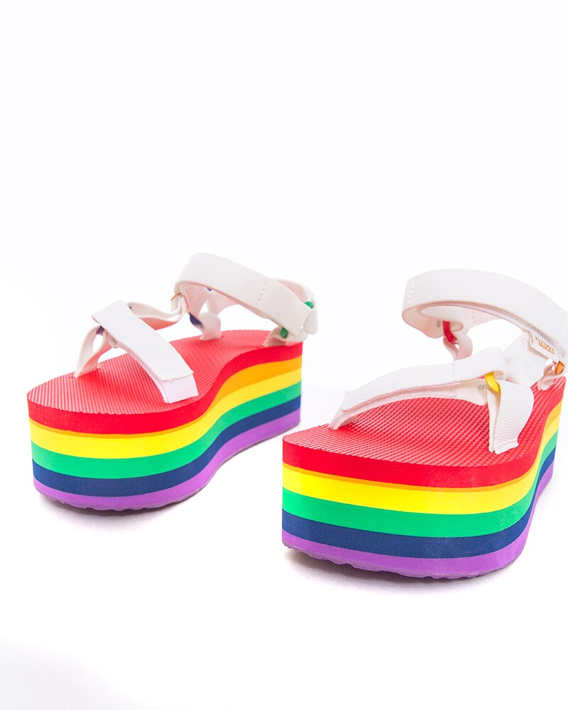 flatform universal pride