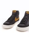 Nike Wmns Blazer Mid 77 (DC9207-001)